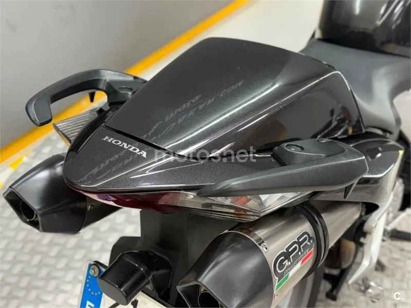 Honda VFR 800 – Vista 12