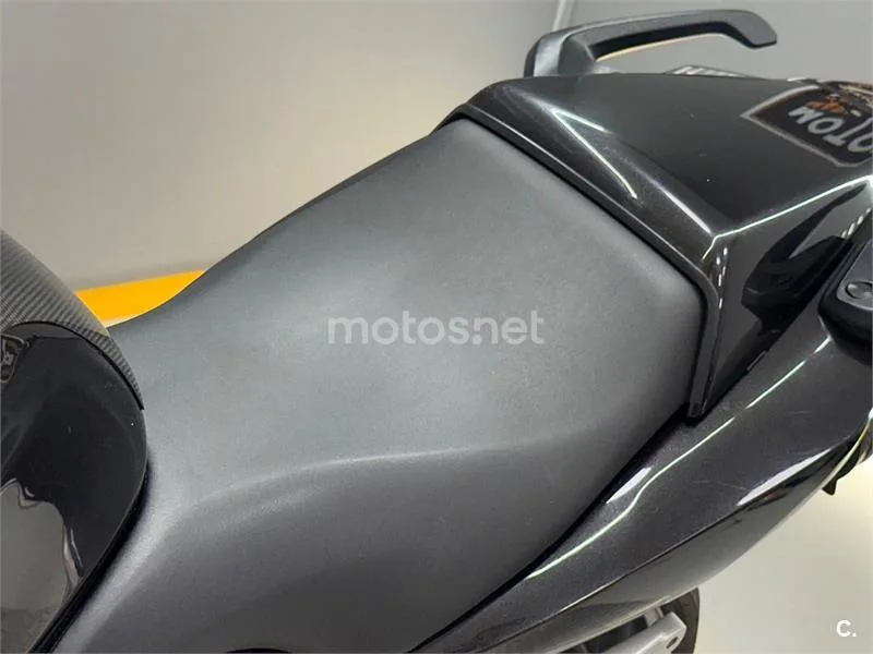 Honda VFR 800 – Vista 16