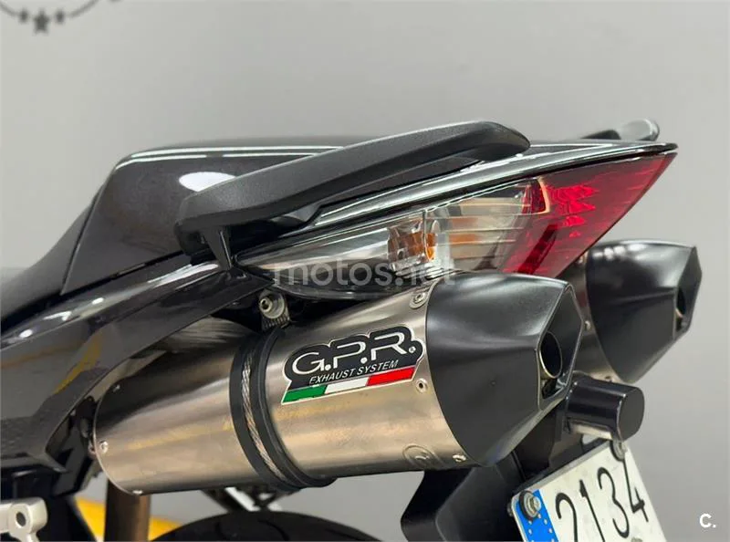 Honda VFR 800 – Vista 19