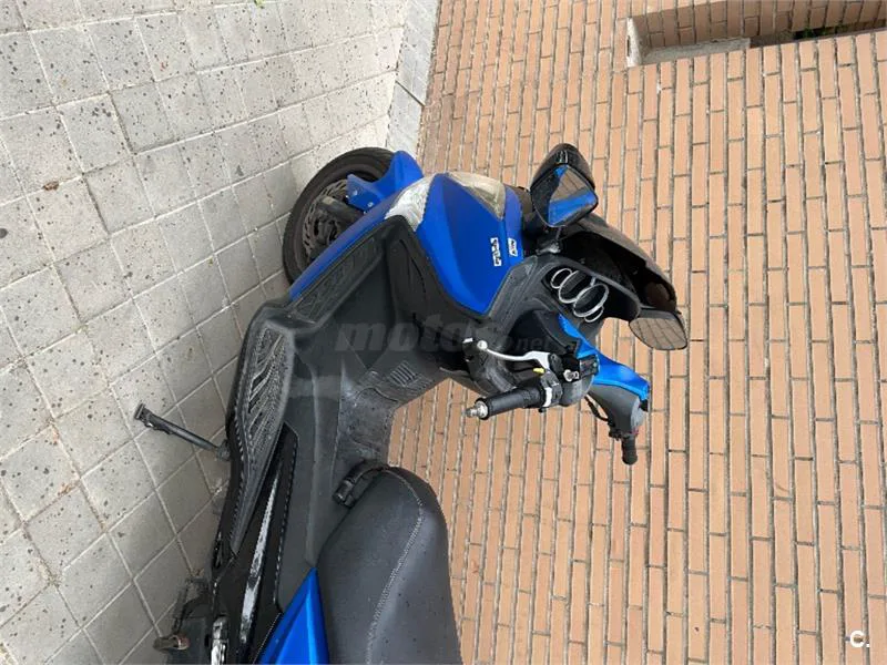 SYM Joymax 125 – Vista 2