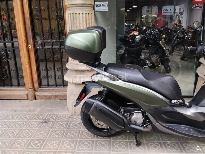 Piaggio Beverly – Vista 14