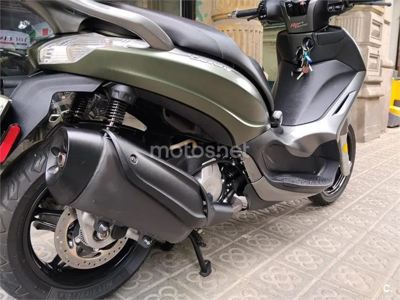 Piaggio Beverly – Vista 5