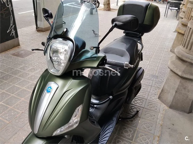 Piaggio Beverly – Vista 6