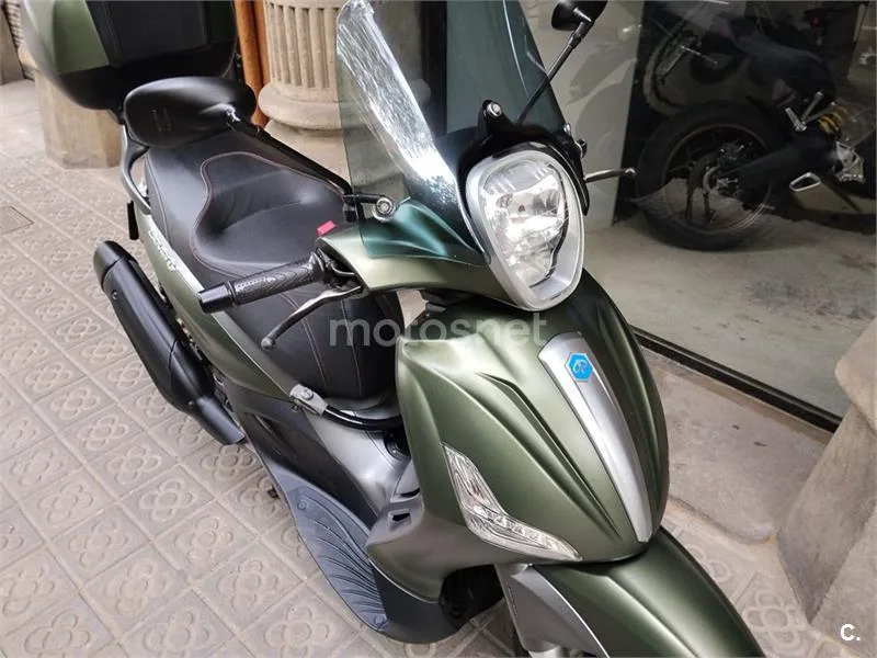 Piaggio Beverly – Vista 7