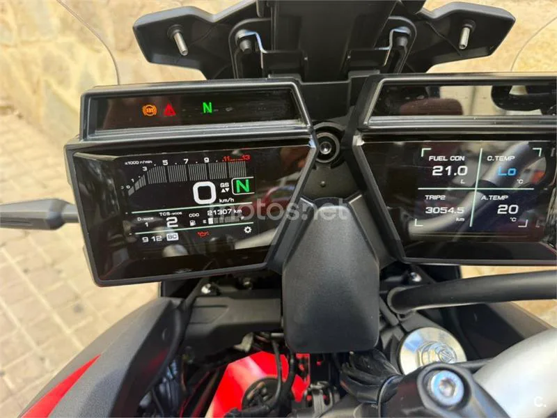 Yamaha Tracer 9 – Vista 13