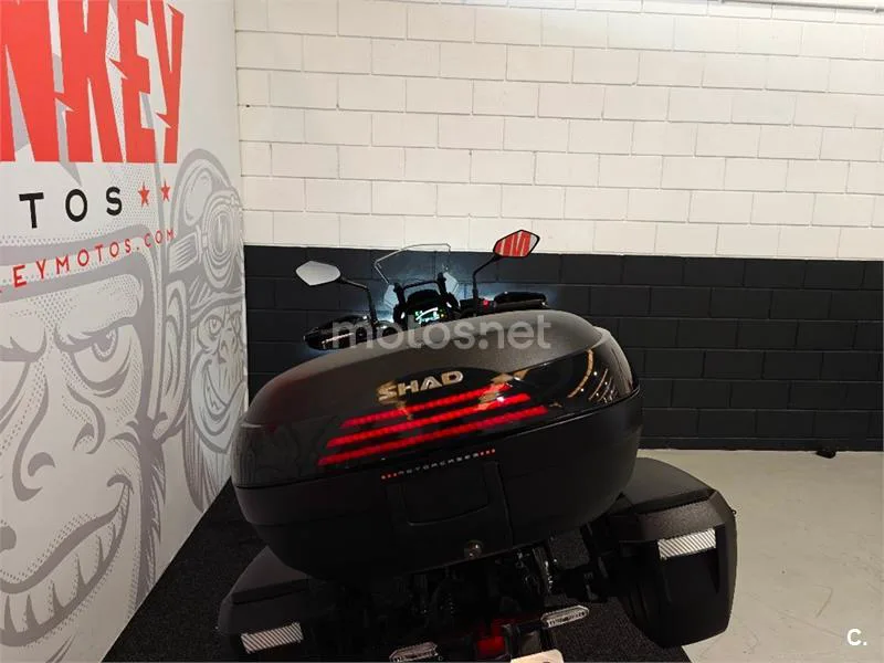 Kawasaki Versys – Vista 11