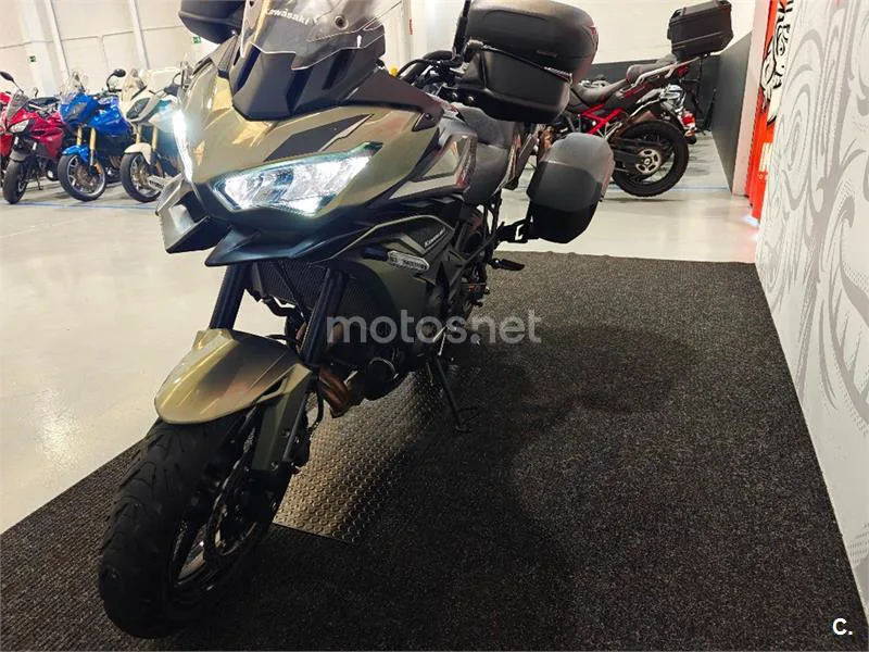 Kawasaki Versys – Vista 6