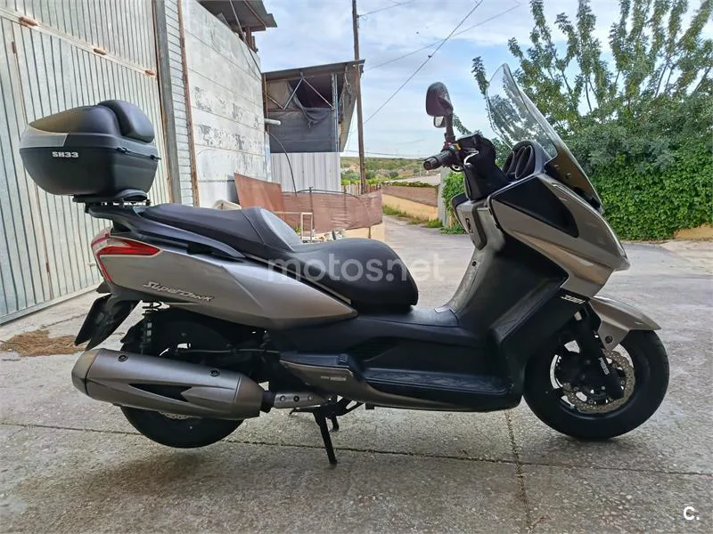 Kymco Super Dink 300i – Vista 4