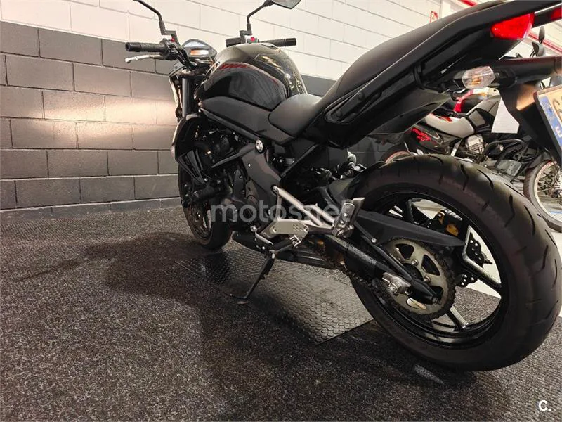 Kawasaki ER-6N – Vista 6