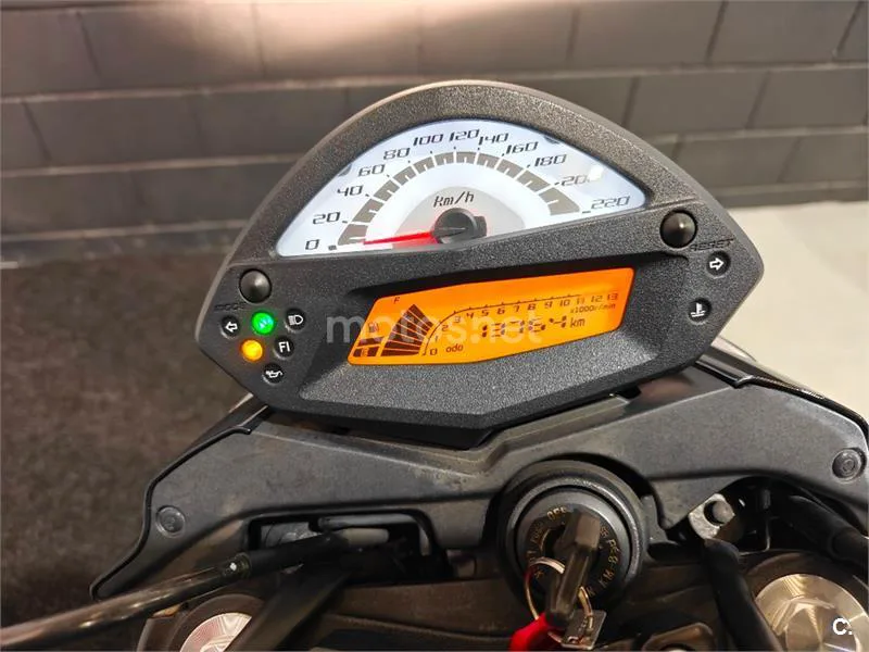 Kawasaki ER-6N – Vista 8