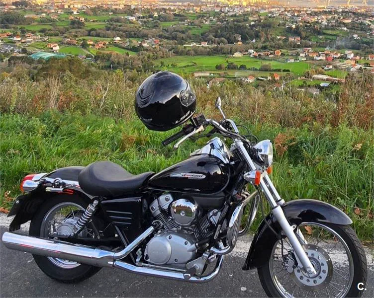 Honda Shadow VT 125 C – Vista 4