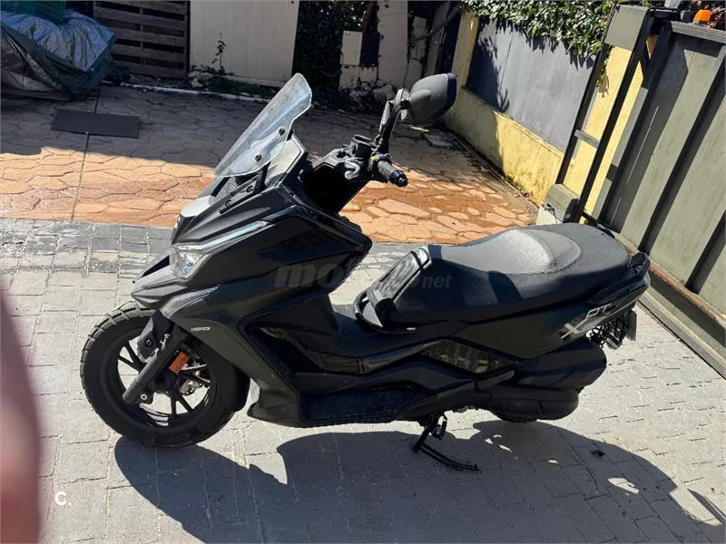 Kymco DTX 125 – Vista 3