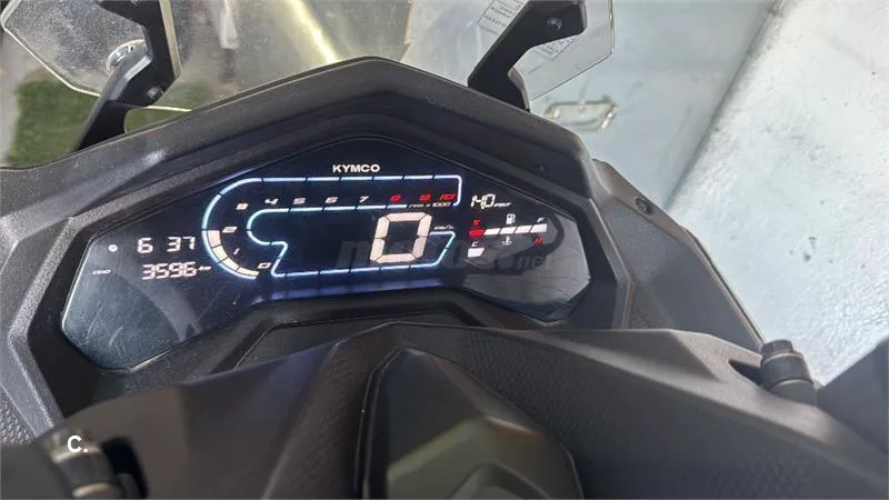 Kymco DTX 125 – Vista 4