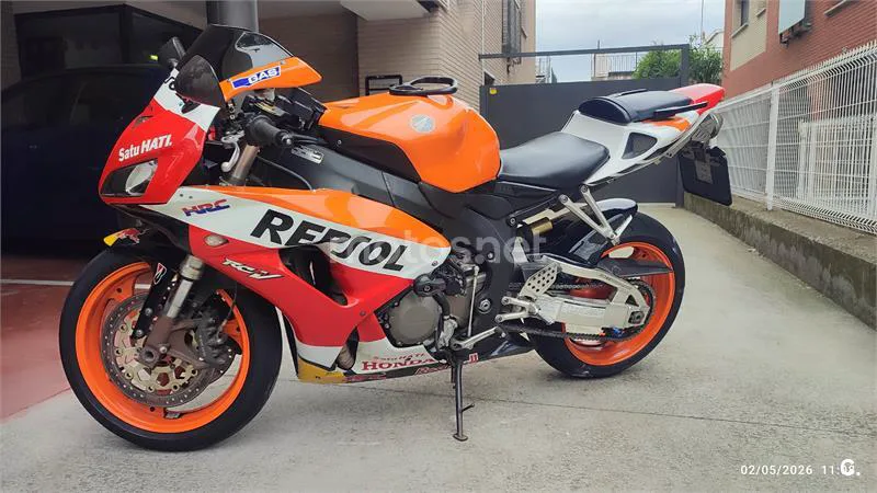Honda CBR 1000 RR Fireblade – Vista 3