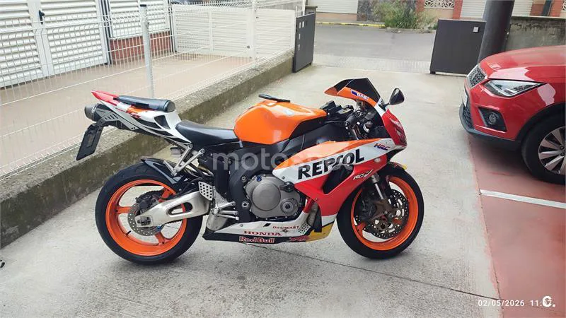 Honda CBR 1000 RR Fireblade – Vista 8