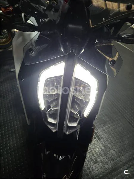 KTM 390 – Vista 8