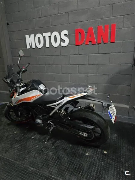 KTM 390 – Vista 9