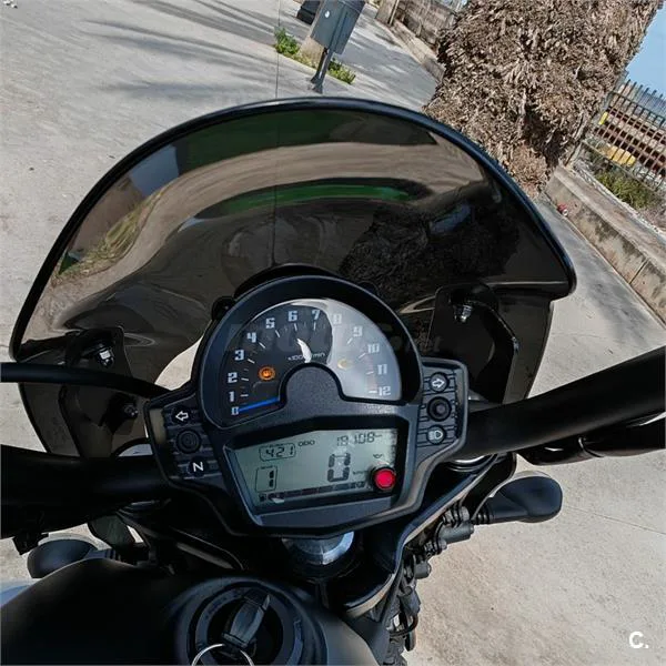 Kawasaki Vulcan S – Vista 10