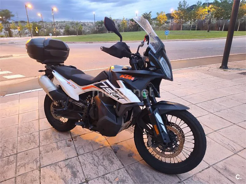 KTM 790 – Vista 4