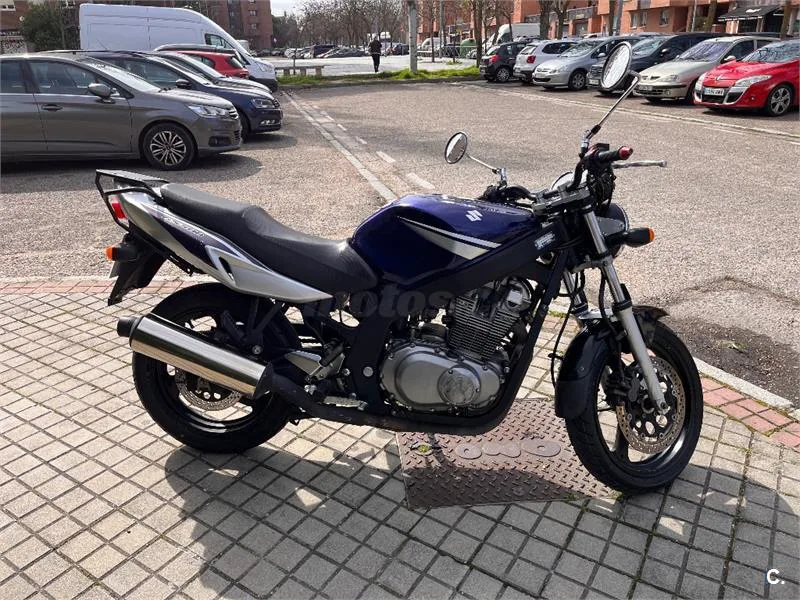 Suzuki GS 500 – Vista 3