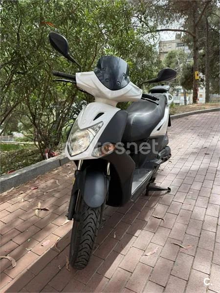 Kymco Agility City 125 – Vista 3