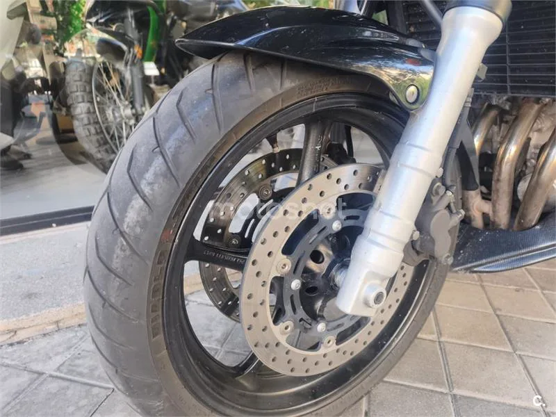 Yamaha FZ6 Fazer – Vista 11