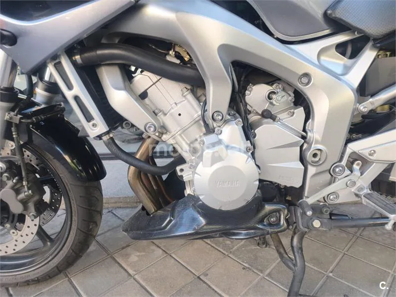 Yamaha FZ6 Fazer – Vista 19