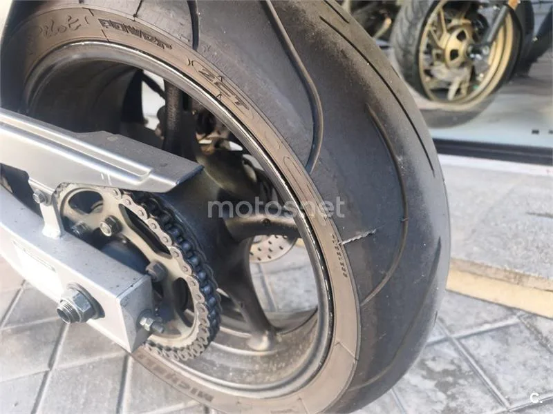 Yamaha FZ6 Fazer – Vista 20
