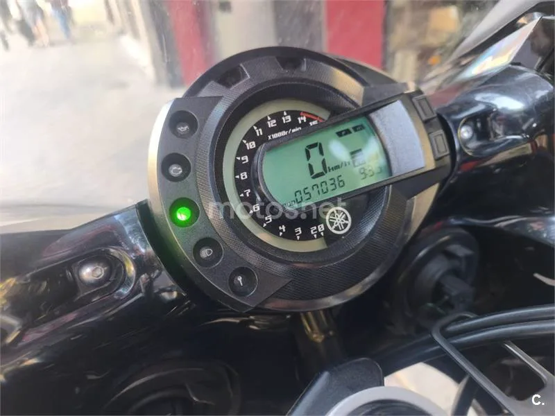 Yamaha FZ6 Fazer – Vista 3