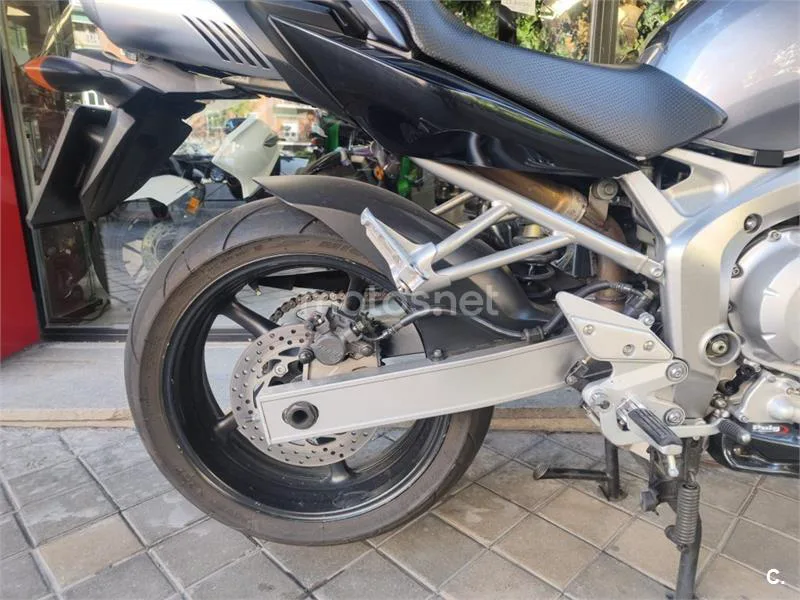 Yamaha FZ6 Fazer – Vista 8