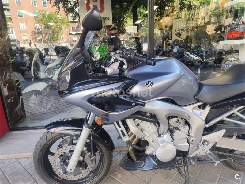 Yamaha FZ6 Fazer – Vista 10