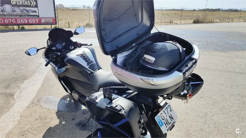 Honda VFR 1200 F DCT – Vista 3
