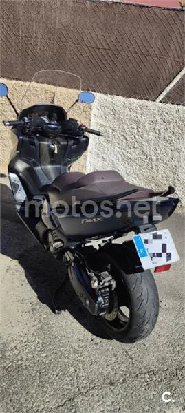 Yamaha TMAX 500 – Vista 9