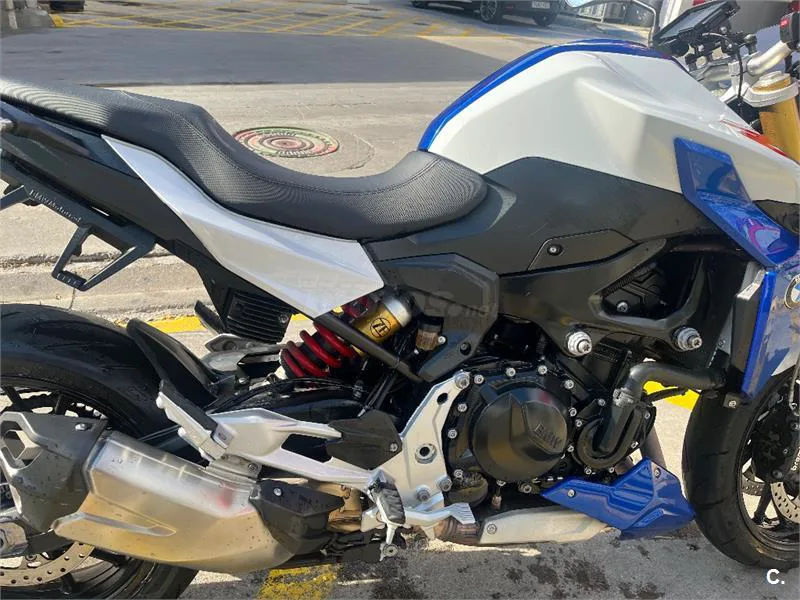 BMW F 900 R – Vista 3