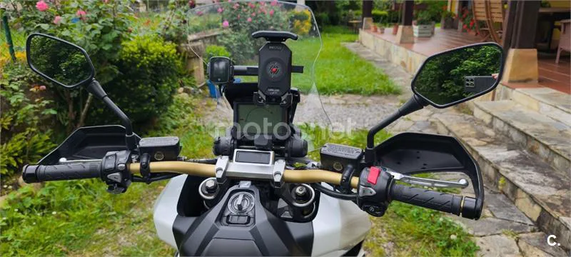 Honda X-ADV – Vista 6