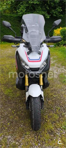 Honda X-ADV – Vista 7