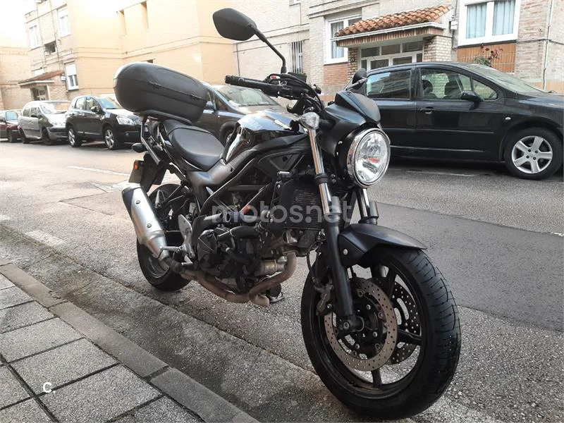 Suzuki SV 650 – Vista 4