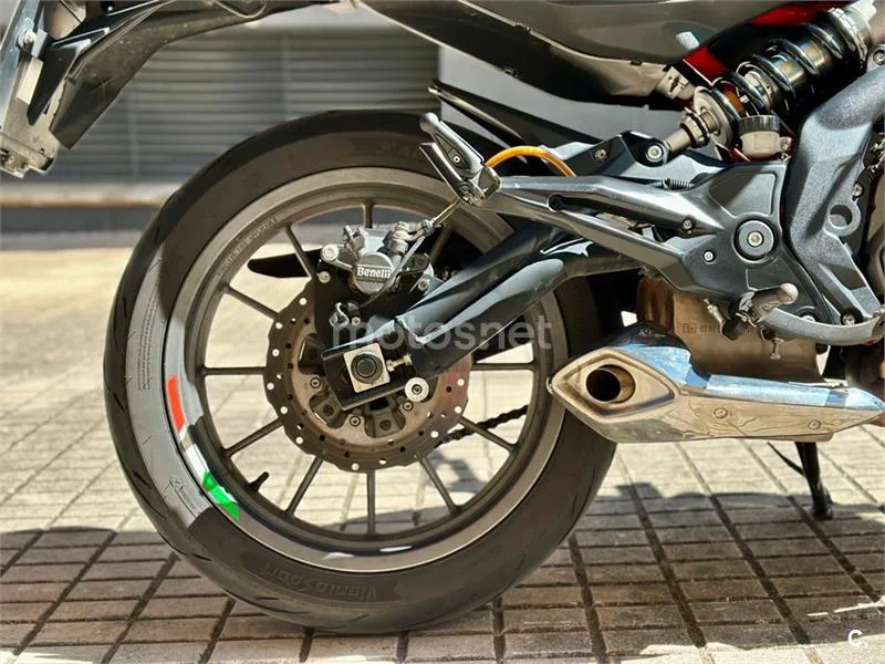 Benelli BN 302 – Vista 21