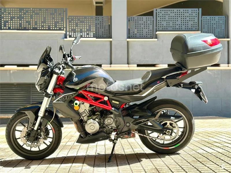 Benelli BN 302 – Vista 35