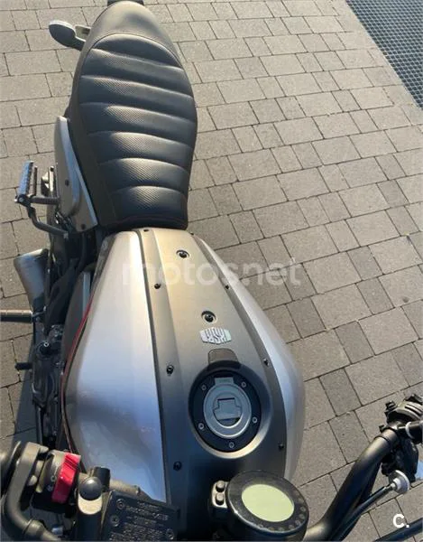 Yamaha XSR 700 – Vista 5