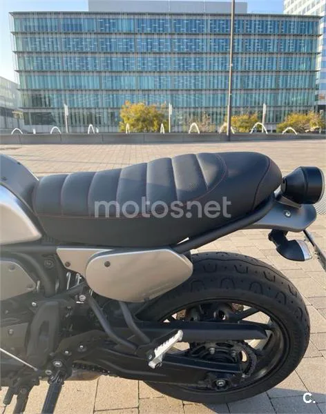 Yamaha XSR 700 – Vista 6