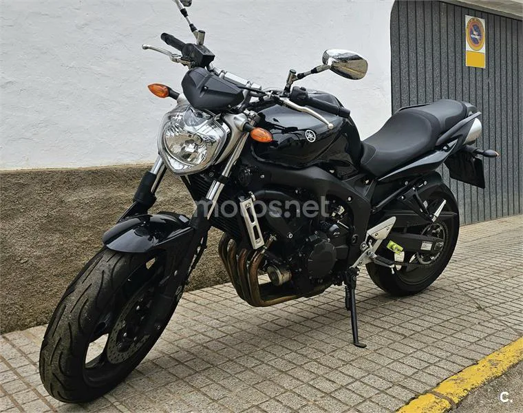 Yamaha FZ6 S S2 – Vista 2