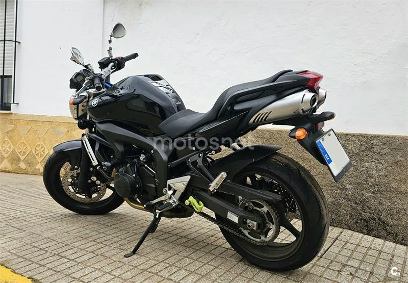 Yamaha FZ6 S S2 – Vista 5