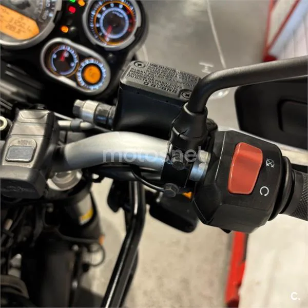Royal Enfield Himalayan 410 – Vista 9