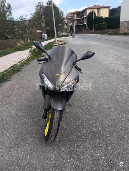 Honda CBR 600 F Sport – Vista 5