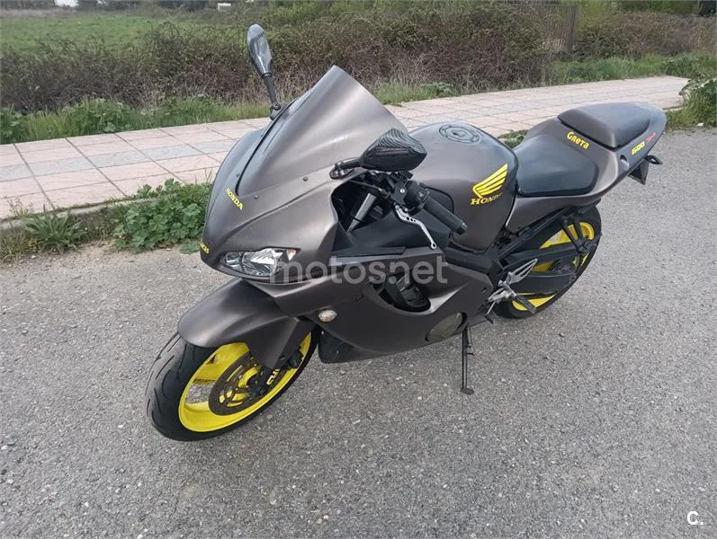 Honda CBR 600 F Sport – Vista 6