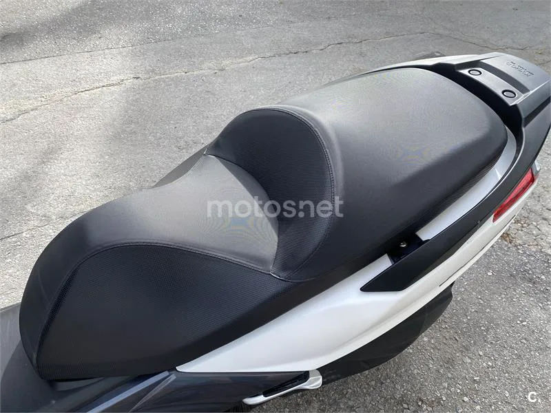Kymco Super Dink 125 – Vista 23