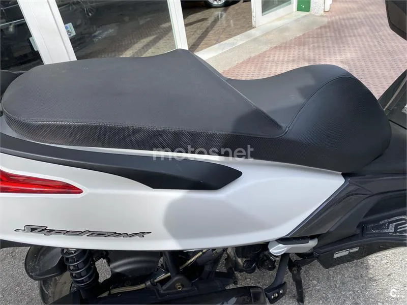 Kymco Super Dink 125 – Vista 25