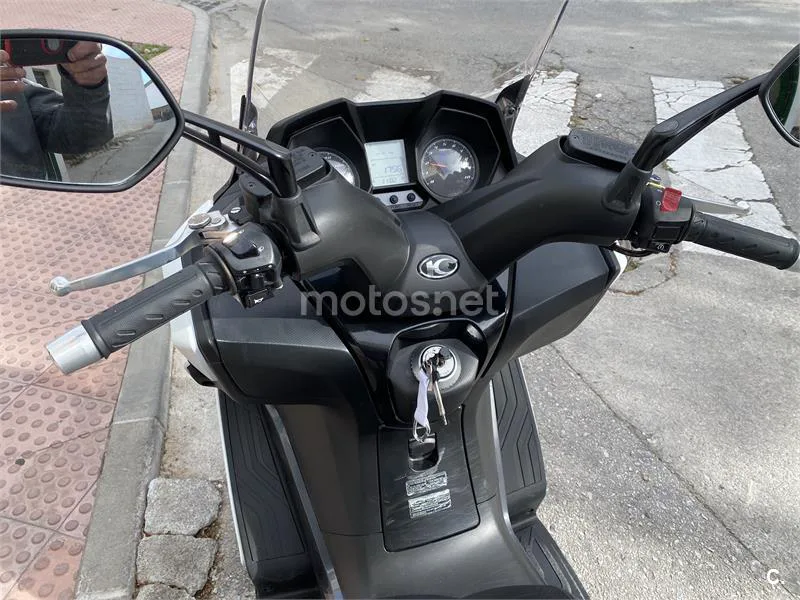 Kymco Super Dink 125 – Vista 5