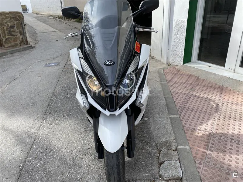 Kymco Super Dink 125 – Vista 7
